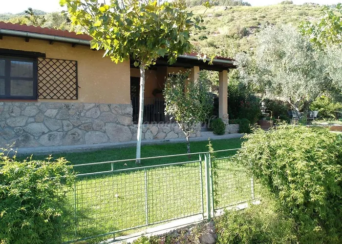 Holiday home Josefina 1 Y 2
